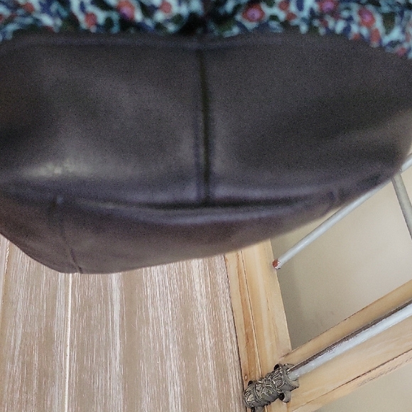 Coach Ranch Floral Navy  Flo Tote Bag - Picture 10 of 11